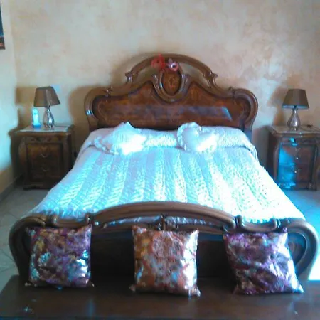Bb Smallville Bed & Breakfast *